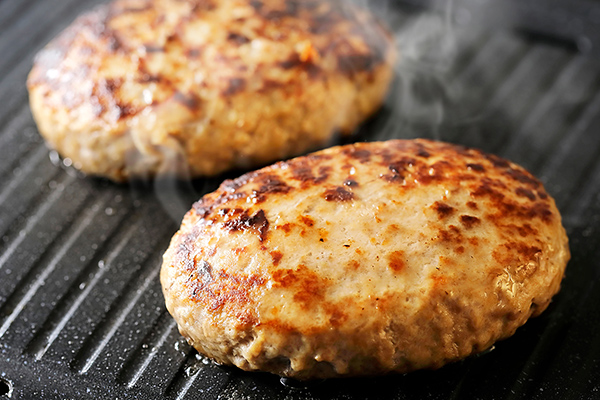 十勝しんむら牧場　放牧豚のハンバーグ＜150g×10個＞