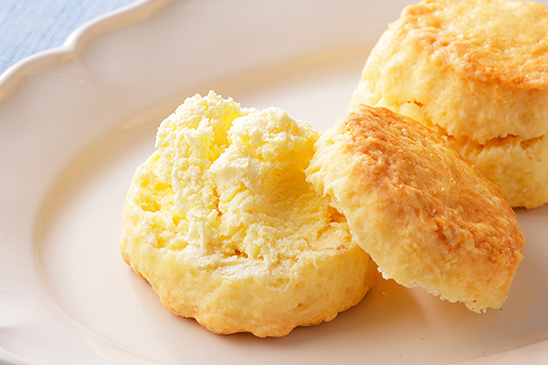 十勝しんむら牧場　放牧牛のクロテッドクリーム＜100g×3個＞