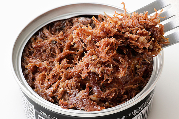 十勝ハーブ牛と黒胡椒で作ったコンビーフ＜95g×8缶＞