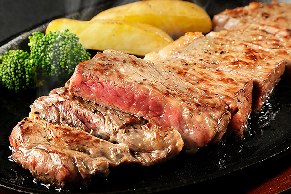 十勝ハーブ牛　サーロインステーキ＜計800g＞